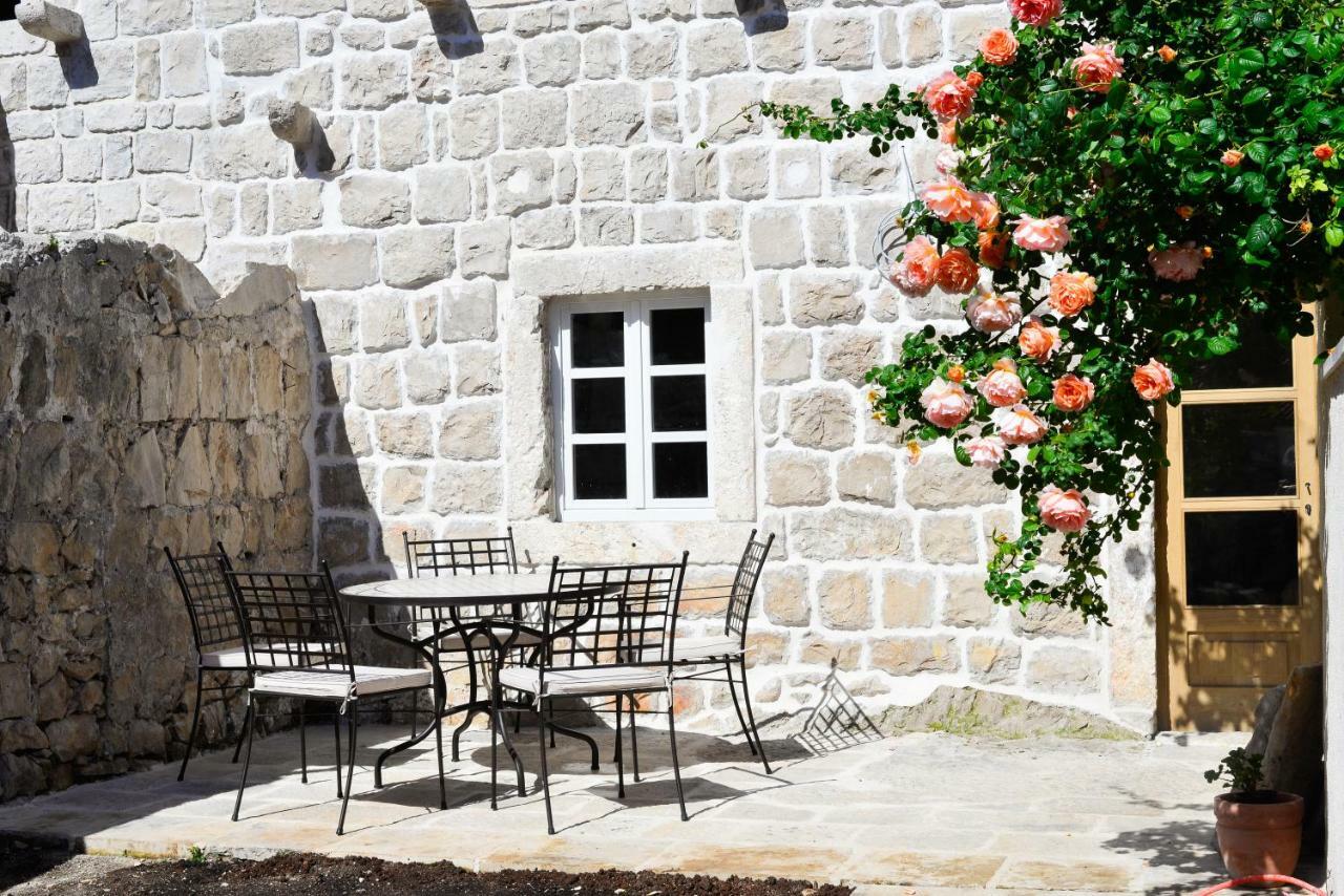 Charming Stone House In Cavtat Old Town Lejlighed Eksteriør billede