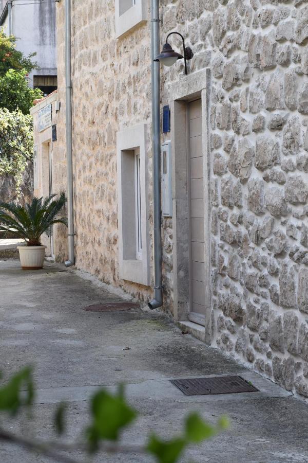 Charming Stone House In Cavtat Old Town Lejlighed Eksteriør billede